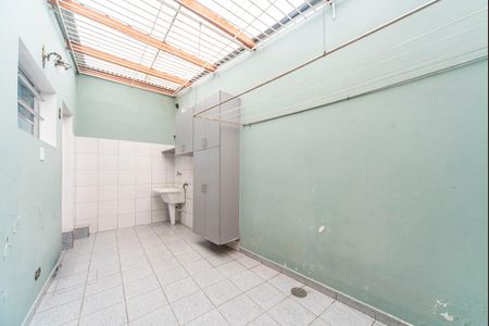 Casa à venda com 177m², 3 quartos e 3 vagas Casa à venda com 177m², 3 quartos e 3 vagasÁrea de Serviço