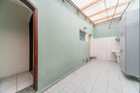 Casa à venda com 177m², 3 quartos e 3 vagas Casa à venda com 177m², 3 quartos e 3 vagasÁrea de Serviço