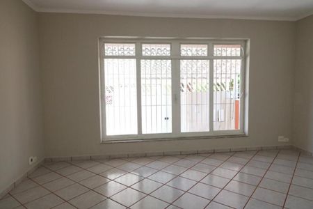 Casa à venda com 190m², 5 quartos e 3 vagas Casa à venda com 190m², 5 quartos e 3 vagasFoto 07