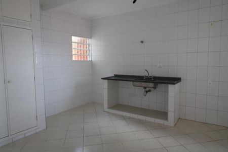 Casa à venda com 190m², 5 quartos e 3 vagas Casa à venda com 190m², 5 quartos e 3 vagasFoto 25