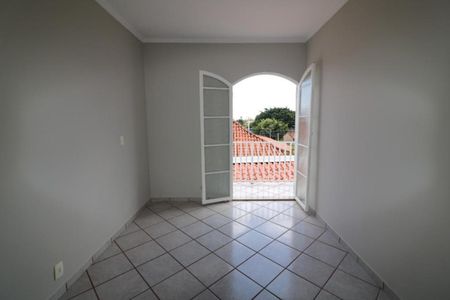 Casa à venda com 190m², 5 quartos e 3 vagas Casa à venda com 190m², 5 quartos e 3 vagasFoto 17