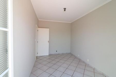 Casa à venda com 190m², 5 quartos e 3 vagas Casa à venda com 190m², 5 quartos e 3 vagasFoto 18