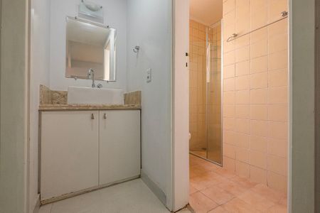 Apartamento à venda com 42m², 1 quarto e 1 vaga Apartamento à venda com 42m², 1 quarto e 1 vagaBanheiro