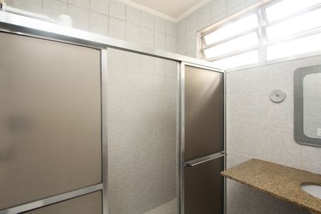 Casa à venda com 350m², 4 quartos e 5 vagasBanheiro da Suíte 1