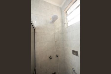 Casa à venda com 350m², 4 quartos e 5 vagasBanheiro da Suíte 2