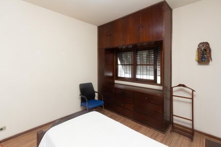 Casa à venda com 350m², 4 quartos e 5 vagasSuíte 1