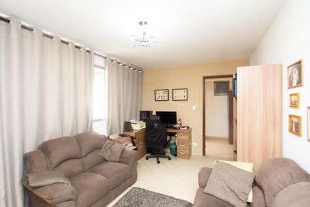 Casa à venda com 350m², 4 quartos e 5 vagasEdícula Sala