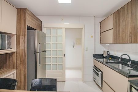 Apartamento à venda com 99m², 3 quartos e sem vaga Apartamento à venda com 99m², 3 quartos e sem vagaCozinha