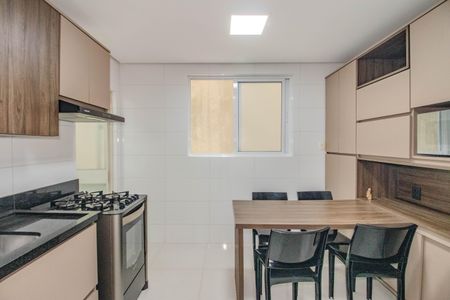 Apartamento à venda com 99m², 3 quartos e sem vaga Apartamento à venda com 99m², 3 quartos e sem vagaCozinha