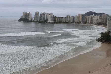 Vista Varanda da Sala de apartamento para alugar com 2 quartos, 122m² em Centro, Guarujá