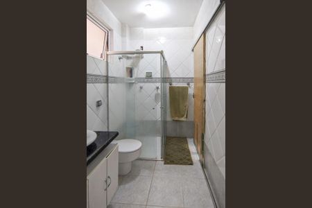 Apartamento à venda com 137m², 3 quartos e 1 vaga Apartamento à venda com 137m², 3 quartos e 1 vagaBanheiro da Suíte