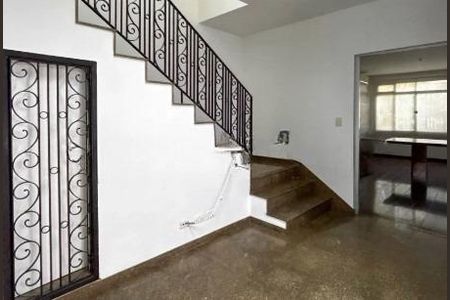 Casa à venda com 380m², 3 quartos e 5 vagas