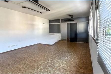 Casa à venda com 380m², 3 quartos e 5 vagas