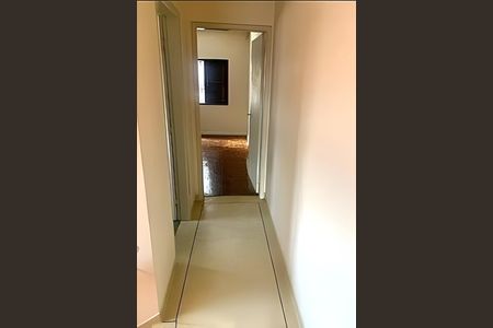 Casa à venda com 98m², 2 quartos e 2 vagas