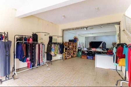 Casa à venda com 160m², 4 quartos e 5 vagas