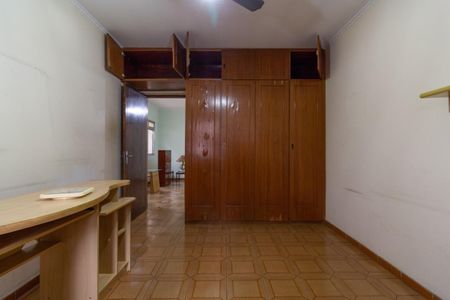 Casa à venda com 120m², 3 quartos e 2 vagas