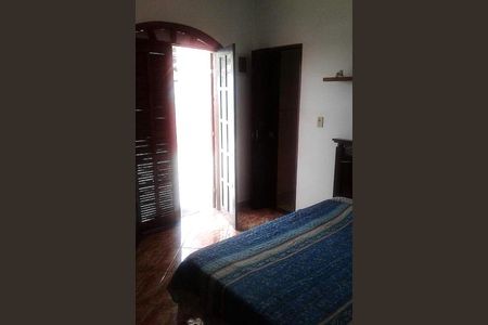 Casa à venda com 126m², 3 quartos e 2 vagas
