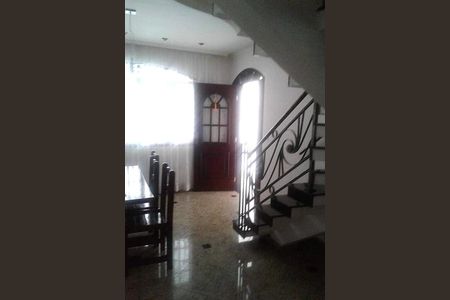 Casa à venda com 126m², 3 quartos e 2 vagas