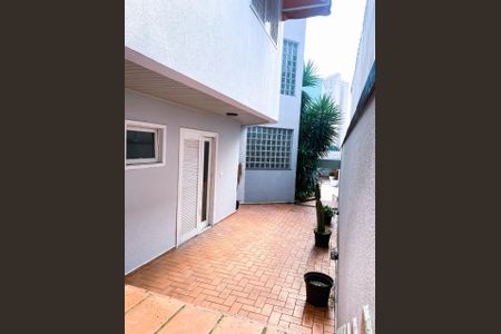 Casa à venda com 224m², 3 quartos e 2 vagas