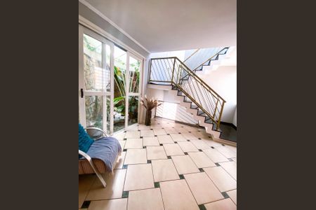 Casa à venda com 224m², 3 quartos e 2 vagas