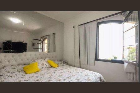 Casa à venda com 266m², 5 quartos e 1 vaga