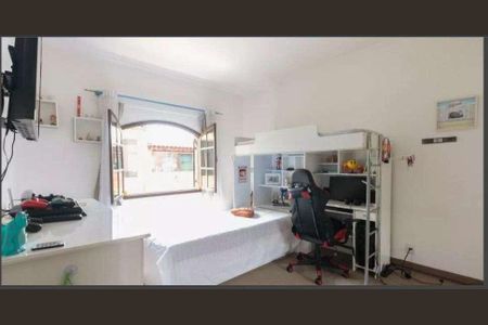 Casa à venda com 266m², 5 quartos e 1 vaga