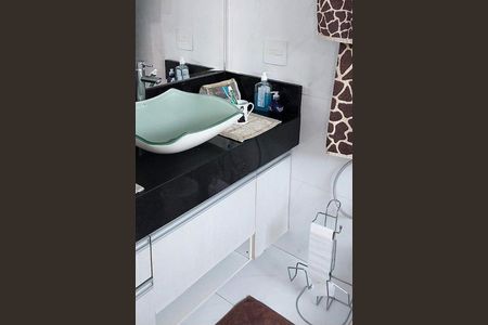 Casa à venda com 118m², 3 quartos e 2 vagas