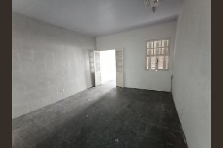 Casa à venda com 200m², 3 quartos e sem vaga
