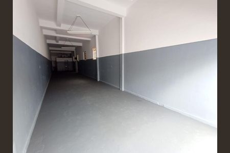 Casa à venda com 200m², 3 quartos e sem vaga