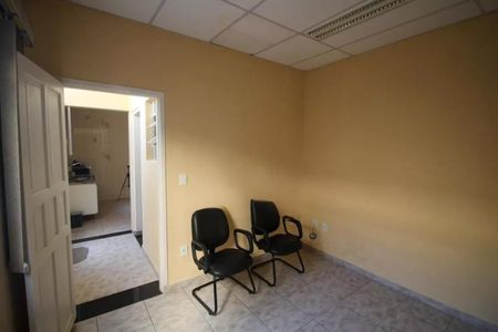 Casa à venda com 150m², 2 quartos e 1 vaga