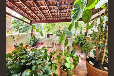 Casa à venda com 140m², 3 quartos e 1 vaga