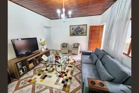 Casa à venda com 140m², 3 quartos e 1 vaga