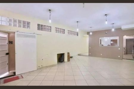 Casa à venda com 420m², 3 quartos e 4 vagas