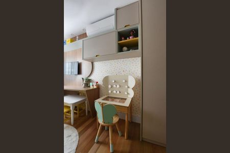 Apartamento à venda com 236m², 4 quartos e 4 vagas