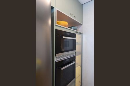 Apartamento à venda com 236m², 4 quartos e 4 vagas