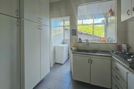 Apartamento à venda com 110m², 3 quartos e 2 vagas Apartamento à venda com 110m², 3 quartos e 2 vagasCozinha