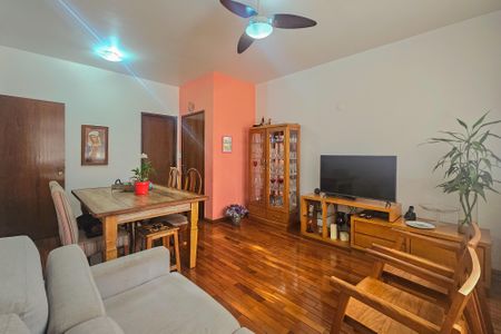 Apartamento à venda com 110m², 3 quartos e 2 vagas Apartamento à venda com 110m², 3 quartos e 2 vagasSala