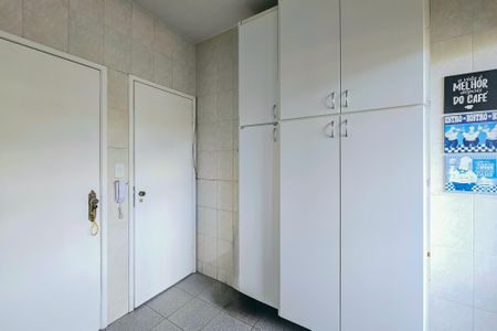 Apartamento à venda com 110m², 3 quartos e 2 vagas Apartamento à venda com 110m², 3 quartos e 2 vagasCozinha