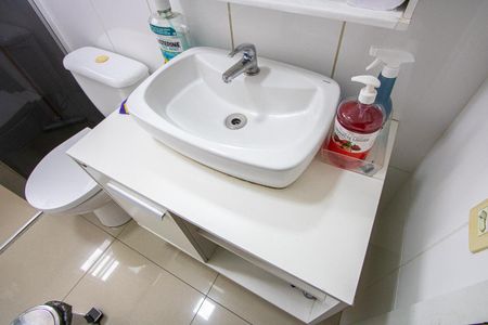 Apartamento à venda com 71m², 3 quartos e 2 vagas Apartamento à venda com 71m², 3 quartos e 2 vagasBanheiro