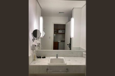 Apartamento à venda com 35m², 1 quarto e 1 vaga Apartamento à venda com 35m², 1 quarto e 1 vagaFoto 03