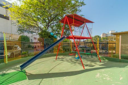 Apartamento à venda com 75m², 2 quartos e 1 vagaÁrea comum - Playground