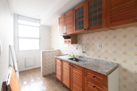 Apartamento à venda com 75m², 2 quartos e 1 vagaCozinha e Área de Serviço