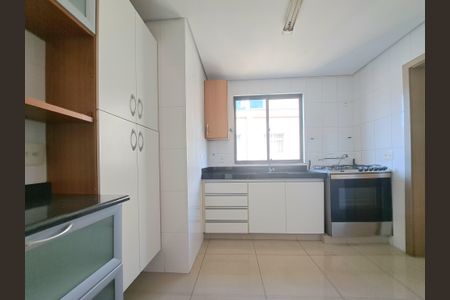Apartamento à venda com 204m², 3 quartos e 4 vagas Apartamento à venda com 204m², 3 quartos e 4 vagasCozinha