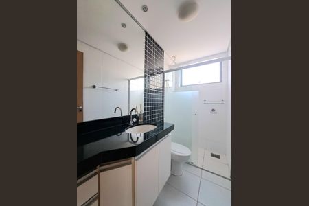 Apartamento à venda com 204m², 3 quartos e 4 vagas Apartamento à venda com 204m², 3 quartos e 4 vagasBanheiro Social