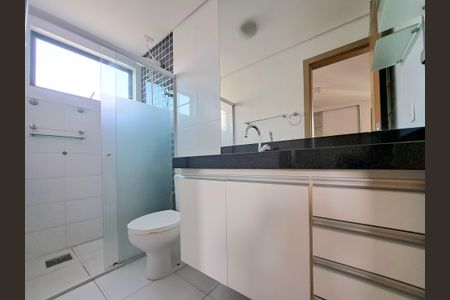 Apartamento à venda com 204m², 3 quartos e 4 vagas Apartamento à venda com 204m², 3 quartos e 4 vagasBanheiro Suíte