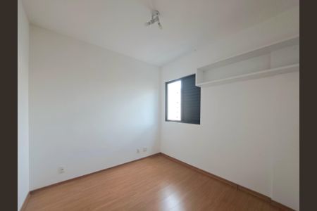Apartamento à venda com 204m², 3 quartos e 4 vagas Apartamento à venda com 204m², 3 quartos e 4 vagasQuarto 2