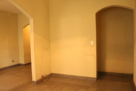 Apartamento à venda com 125m², 2 quartos e sem vagaSala