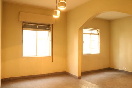 Apartamento à venda com 125m², 2 quartos e sem vagaSala
