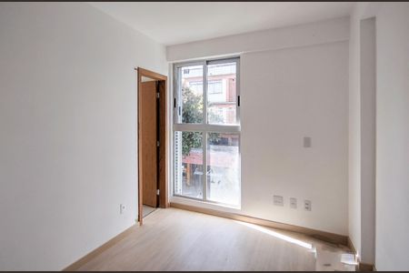 Apartamento à venda com 62m², 2 quartos e 2 vagasQuarto 2