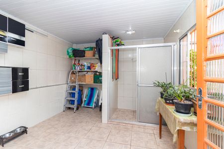 Casa à venda com 150m², 3 quartos e 2 vagas Casa à venda com 150m², 3 quartos e 2 vagasÁrea de Serviço
